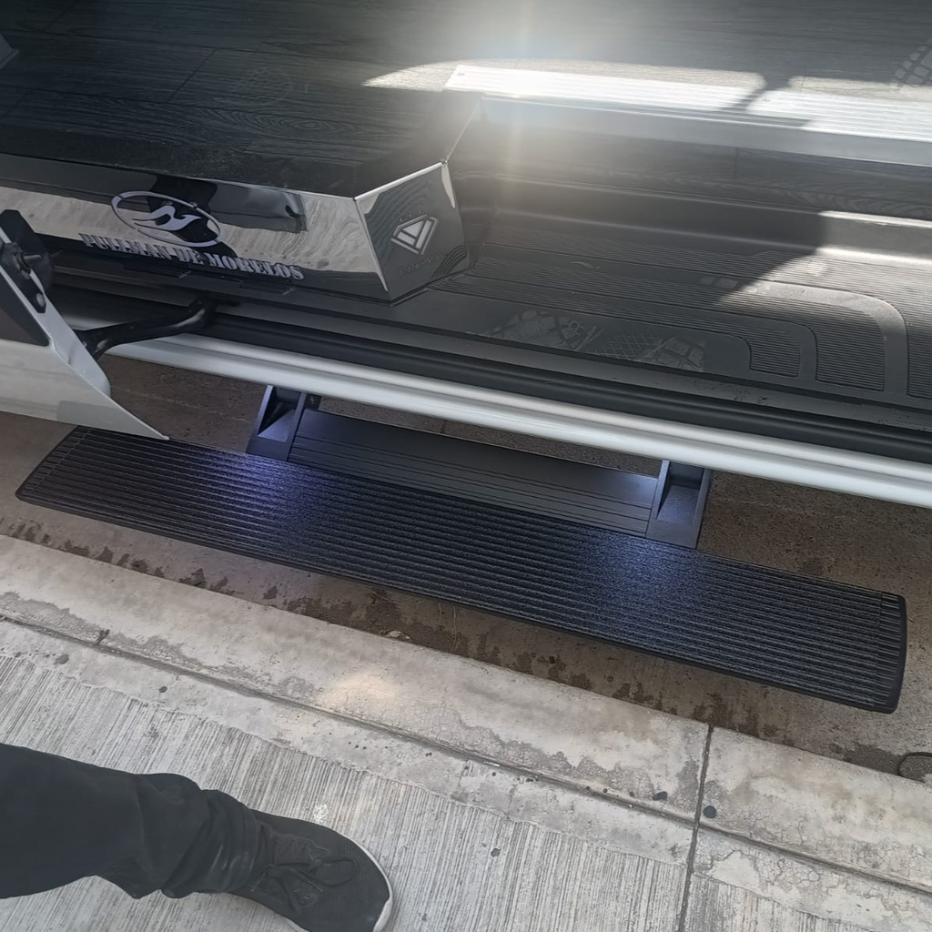 Estribo eléctrico vip abatible